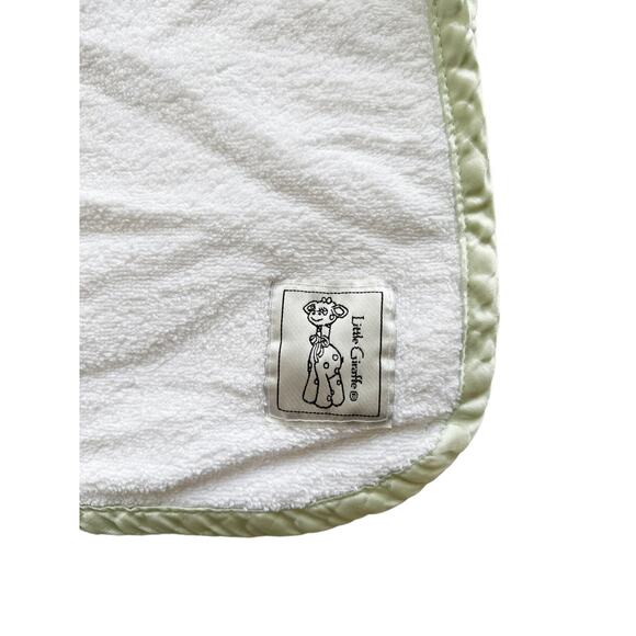 Little Giraffe Chenille Hooded Infant Bath Towel - Picture 3 of 3
